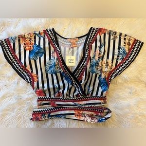 NWT Flying Tomato Crop Top Shirt Size Xs/S/M Oversized Fit